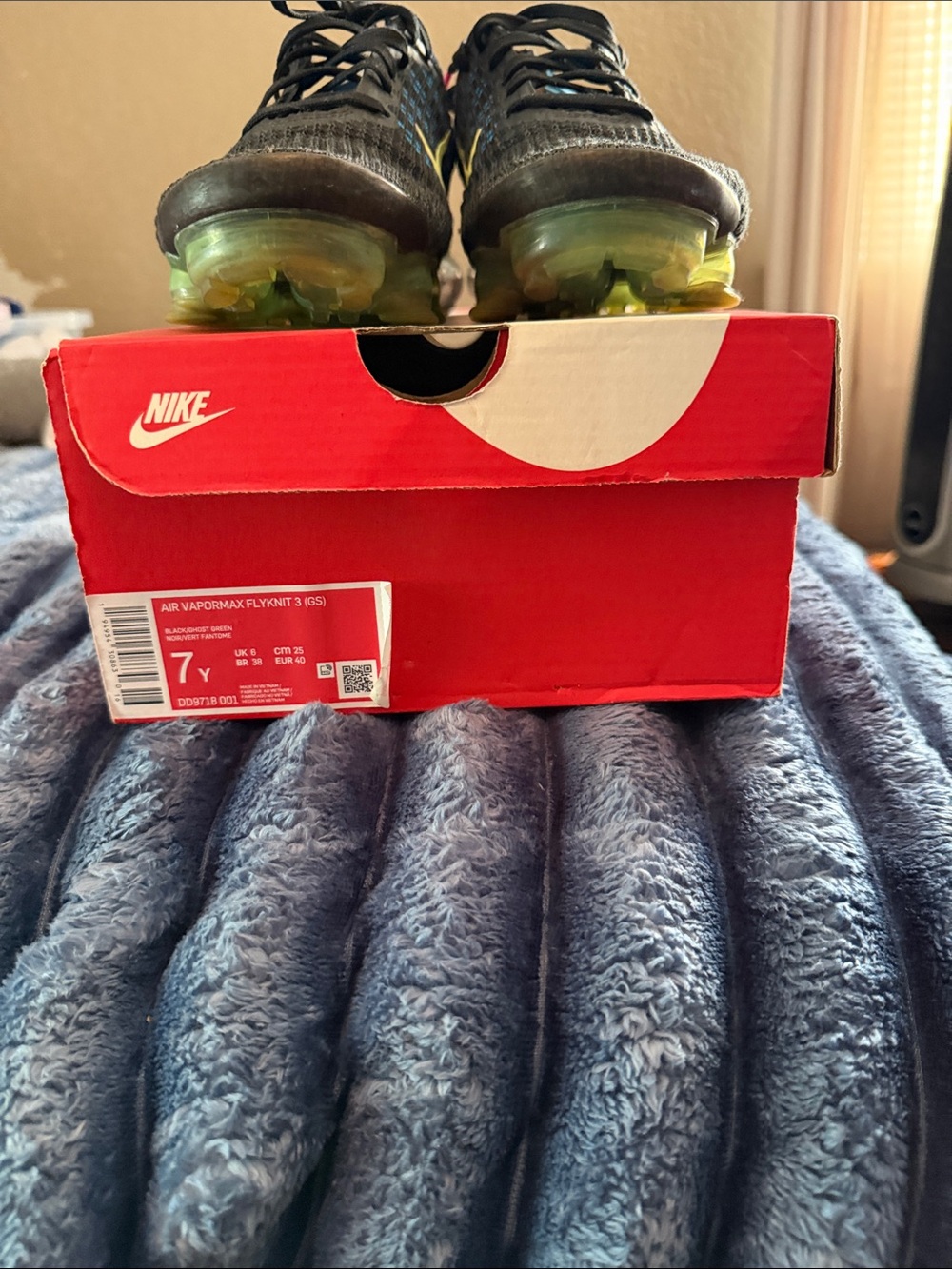 Nike Air VaporMax Flyknit 3 - Black Upper with Neon Green Sole